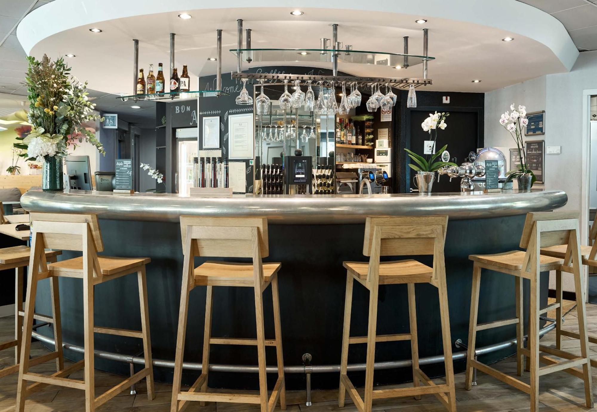 B&B Hotel Velizy Est Esterno foto
